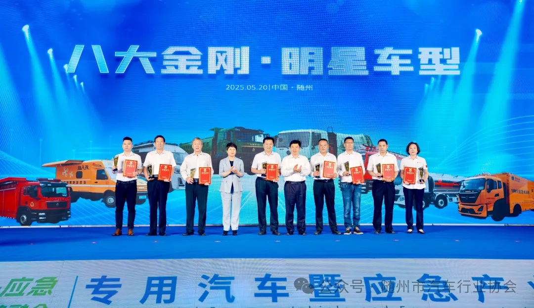 1750669219110196.jpg 640.jpg